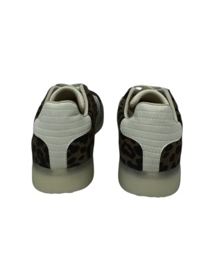BACK 70 BOSTON SNEAKER LACCI IN CAVALLINO LEOPARDATO E CAMOSCIO COLORE TAUPE, FONDO GOMMA 4CM