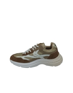 VOILE BLANCHE CLUB 122, SNEAKER LACCI IN CAMOSCIO-VITELLO E TESSUTO TECNICO A NIDO D'APE COLORE CUOIO-PLATINO CON RIPORTI IN TI