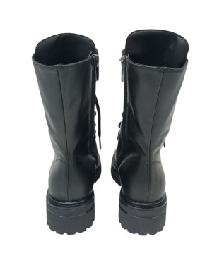 VSL ANFIBIO LISCIO IN VITELLO COLORE NERO, LACCIO E LAMPO LATERALE, ACCESSORIO CON PIETRE NERE SULLA LINGUETTA, FONDO GOMMA CAR