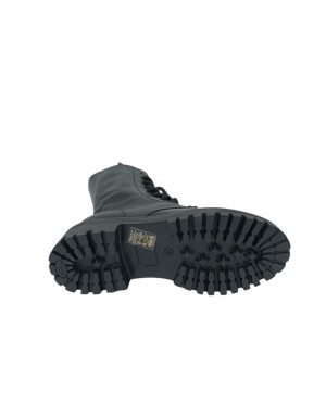 VSL ANFIBIO LISCIO IN VITELLO COLORE NERO, LACCIO E LAMPO LATERALE, ACCESSORIO CON PIETRE NERE SULLA LINGUETTA, FONDO GOMMA CAR