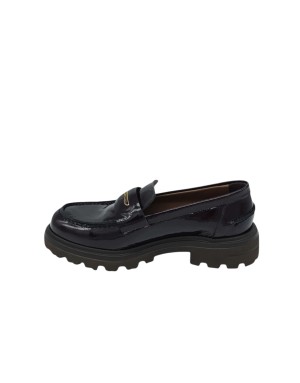 VSL MOCASSINO CON VASCHETTA, TOMAIA IN NAPLAK COLORE BORDEAUX, MORSETTO CON ACCESSORIO DORATO, FONDO GOMMA EXTRA LIGHT 4CM