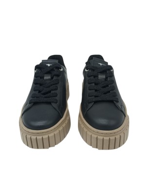 TAMARIS SNEAKER LACCI IN VITELLO COLORE NERO, TOPPONCINO IN LAMINATO ORO, FONDO GOMMA ZIGRINATO 5CM