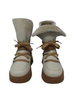 LORENZO MARI POLACCO IN VITELLO BOTTALATO COLORE AVORIO CON FODERA INTERNA IN MONTONE, FONDO GOMMA ZIGRINATO, 5CM