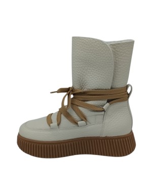 LORENZO MARI POLACCO IN VITELLO BOTTALATO COLORE AVORIO CON FODERA INTERNA IN MONTONE, FONDO GOMMA ZIGRINATO, 5CM