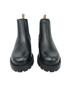 AMBITIOUS BEATLES LISCIO IN VITELLO INGRASSATO COLORE NERO, ELASTICI IN TINTA, FONDO GOMMA CARRO