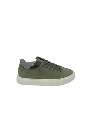STOKTON SNEAKER LACCI IN CAMOSCIO SFODERATO COLORE VERDE SALVIA, FONDO GOMMA EXTRA LIGHT