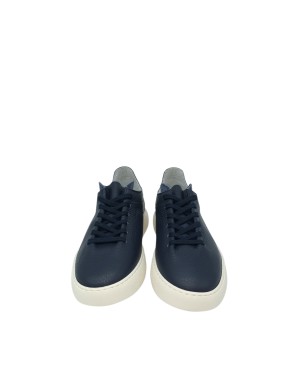 STOKTON SNEAKER LACCI IN VITELLO BOTTALATO SFODERATO COLORE BLU NAVY, FONDO GOMMA EXTRA LIGHT