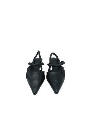 J&M CHANEL IN NAPPA NERA CON PLISSETTATURA LATERALE, CINTURINO A TORTIGLIONE, FONDO GOMMINA, TACCO IN ABS 4CM