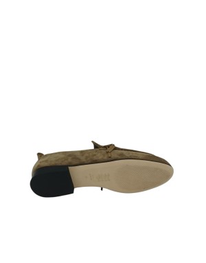 J&M MOCASSINO CON FRANGE, TOMAIA IN CAMOSCIO COLORE TAUPE, FONDO CUOIO, TACCO 2CM
