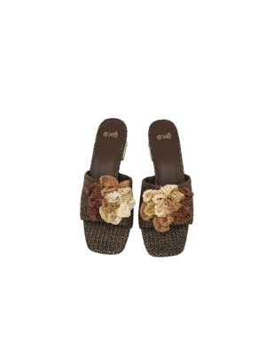 EXE' SABOT SPUNTATO IN RAFIA CON COCCARDA MULTICOLOR, FONDINO GOMMA, TACCO LAMINATO ORO 4,5CM