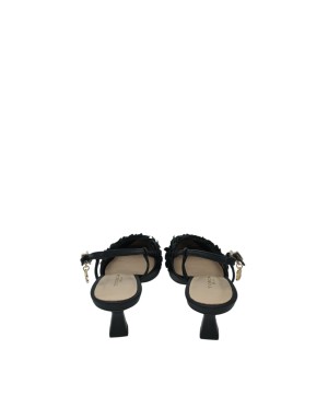 TOSCA BLU CHANEL IN VITELLO NAPPATO COLORE NERO CON CASCATA DI FIORI IN TINTA, TACCO FASCIATO 6CM, FONDO GOMMINA