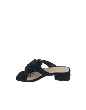 TOSCA BLU INFRADITO IN CAMOSCIO COLORE NERO CON STRASSE IN TINTA E ACCESSORIO/POMPON CENTRALE, TACCO FASCIATO/STRASSATO 4CM, FO