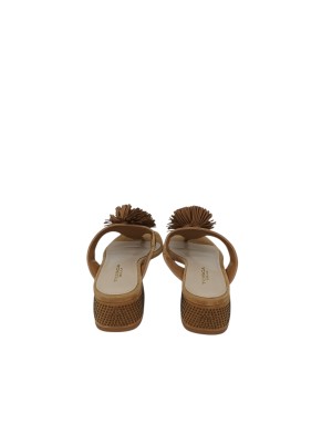 TOSCA BLU INFRADITO IN CAMOSCIO COLORE CUOIO CON STRASSE IN TINTA E ACCESSORIO/POMPON CENTRALE, TACCO FASCIATO/STRASSATO 4CM, F