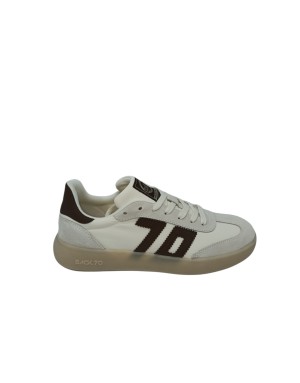 BACK 70 SNEAKER LACCI IN CAMOSCIO E TESSUTO TECNICO COLORE LATTE CON LOGO E TOPPONCINO T.MORO, FONDO GOMMA