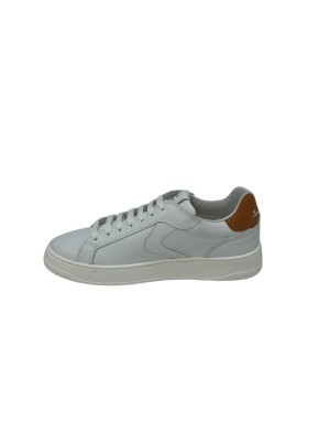 VOILE BLANCHE SNEAKER LACCI IN VITELLO COLORE BIANCO CON TOPPONCINO CUOIO, FONDO GOMMA EXTRA LIGHT