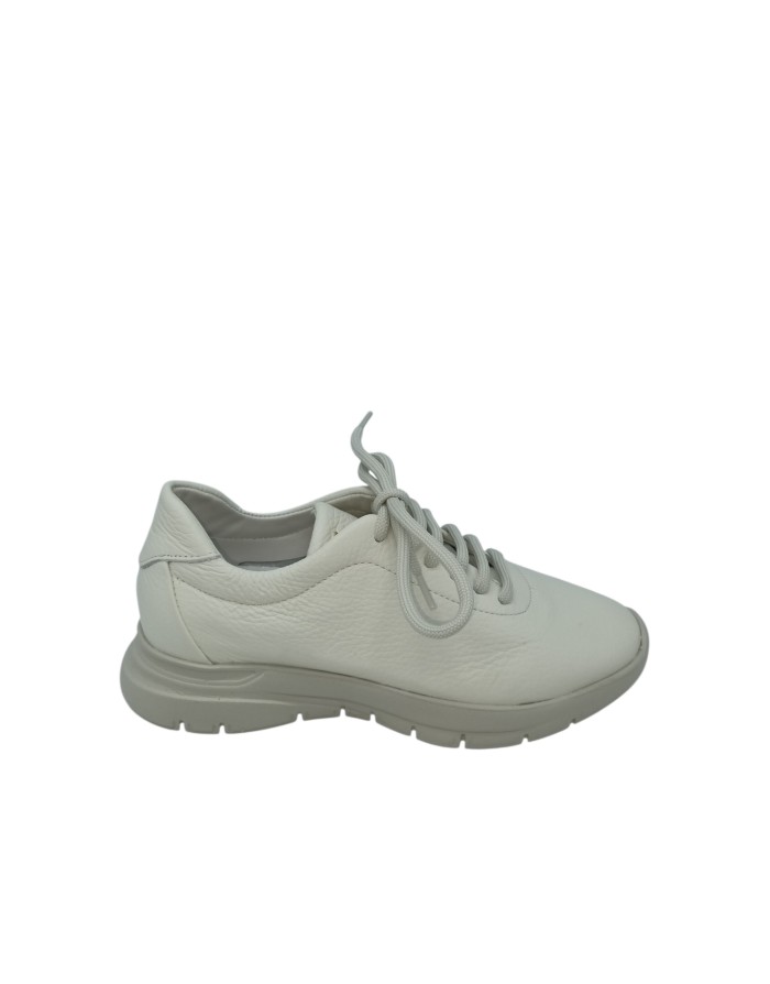 FRAU SNEAKER LACCI IN VITELLO BOTTALATO COLORE BIANCO, FONDO GOMMA EXTRA LIGHT 4CM