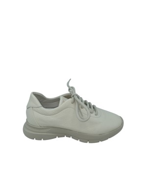 FRAU SNEAKER LACCI IN VITELLO BOTTALATO COLORE BIANCO, FONDO GOMMA EXTRA LIGHT 4CM