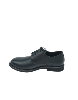 TMRS STRIGATA DERBY LISCIO IN VITELLO COLORE NERO, FONDO GOMMA