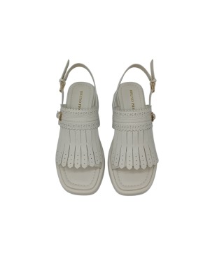 BRUNO PREMI SANDALO DUE FASCE CON FRANGIA CENTRALE E FIBBIETTA LATERALE, TOMAIA IN VITELLO COLORE BURRO, ZEPPA FASCIATA 5,5 CM