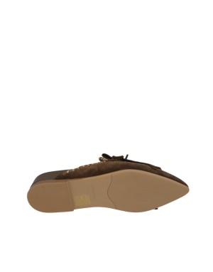 BRUNO PREMI SABOT IN CAMOSCIO COLORE BROWN CON FRANGIA IN TINTA ED ACCESSORI MULTICOLOR, INSERTI IN VITELLO CUOIO, FONDINO GOMM