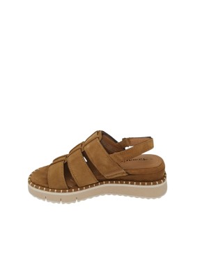 TAMARIS SANDALO RAGNETTO IN CAMOSCIO COLORE COGNAC, CINTURINO CON STRAPPO, GUARDOLO IMPUNTURATO, FONDO GOMMA 6CM