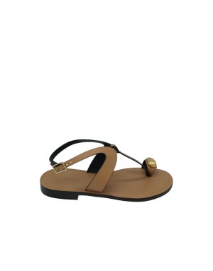 DONNARI' SANDALO INFRADITO IN VITELLO COLORE CAMEL CON FASCETTA IN RASO PLATINO E ACCESSORIO DORATO, TACCO 2CM, FONDO CUOIO