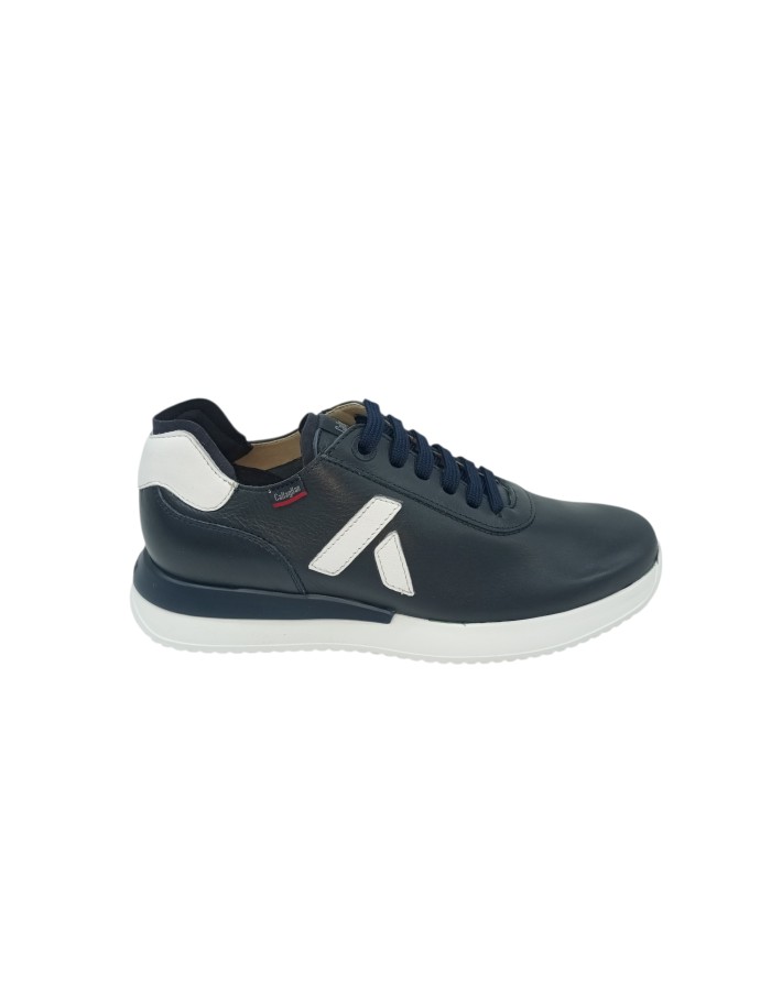 CALLAGHAN SNEAKER LACCI IN VITELLO SFODERATO COLORE BLU CON RIPORTI E TOPPONCINO COLORE BIANCO, FONDO GOMMA EXTRA LIGHT