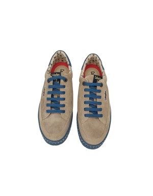 CALLAGHAN  SNEAKER LACCI IN CAMOSCIO INGRASSATO COLORE PIETRA CON TOPPONCINO E FONDO GOMMA COLORE OCEANO