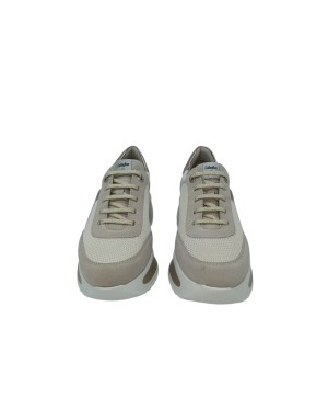 CALLAGHAN  SNEAKER LACCI IN CAMOSCIO E TESSUTO TECNICO COLORE TORTORA CON TOPPONCINO IN LAMINATO PLATINO, FONDO GOMMA EXTRALIGH