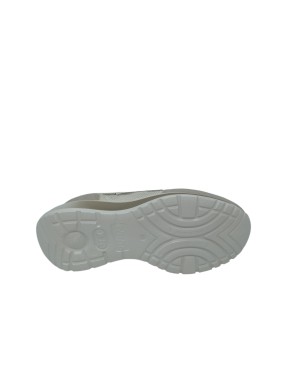 CALLAGHAN  SNEAKER LACCI IN CAMOSCIO E TESSUTO TECNICO COLORE TORTORA CON TOPPONCINO IN LAMINATO PLATINO, FONDO GOMMA EXTRALIGH