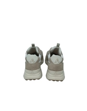CALLAGHAN  SNEAKER LACCI IN CAMOSCIO E TESSUTO TECNICO COLORE BIANCO-TORTORA, FONDO GOMMA ONDULATO 4,5CM