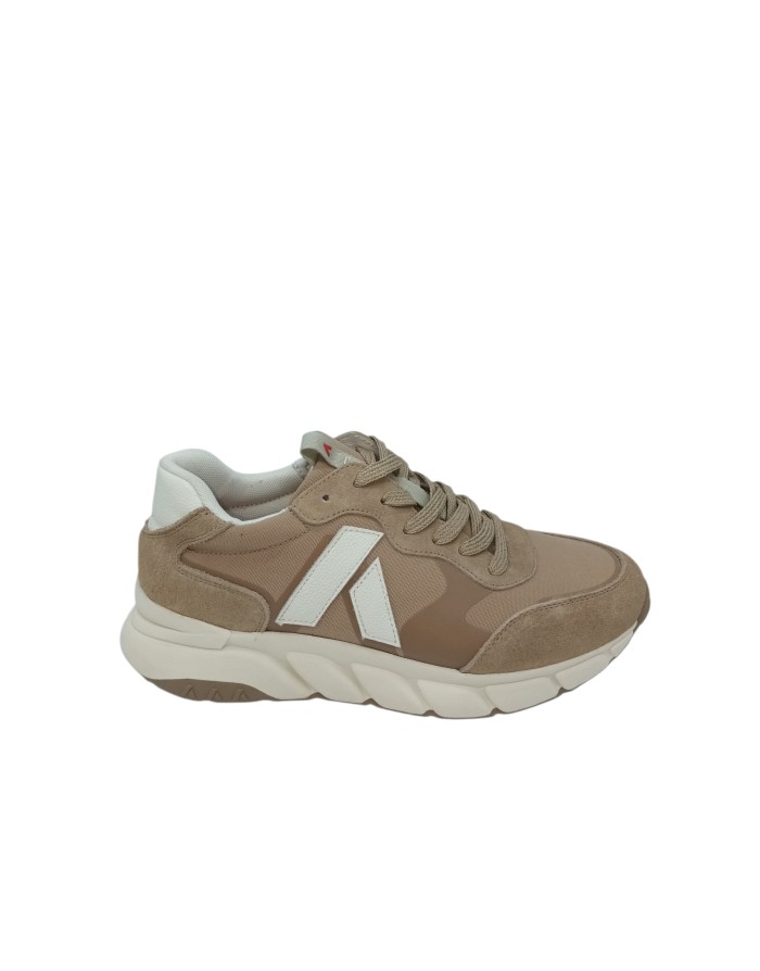 CALLAGHAN  SNEAKER LACCI IN CAMOSCIO E TESSUTO TECNICO COLORE PIETRA/SABBIA, FONDO GOMMA ONDULATO 4,5CM